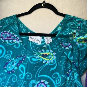 Adorable green/purple dress 100% rayon made in Turkey